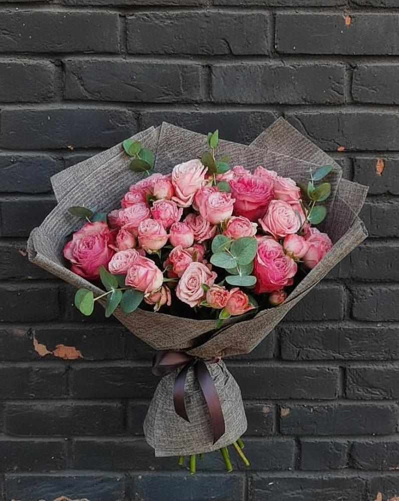 Букет цветов из: Розы в Северобайкальске