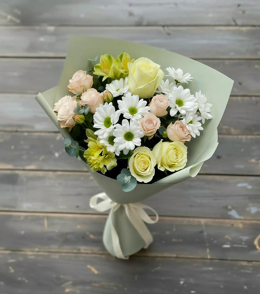 Букет цветов из: Альстромерии, Розы и Хризантемы в Северобайкальске