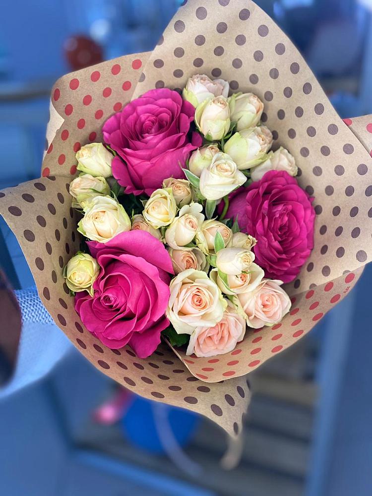 Букет цветов из: Розы в Северобайкальске