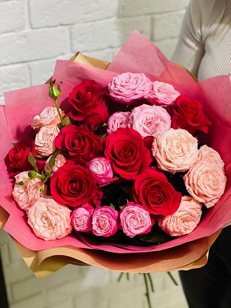 Букет цветов из: Розы в Северобайкальске