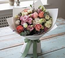 Букет цветов из:  Розы, Лизиантусы и Гвоздики в Северобайкальске