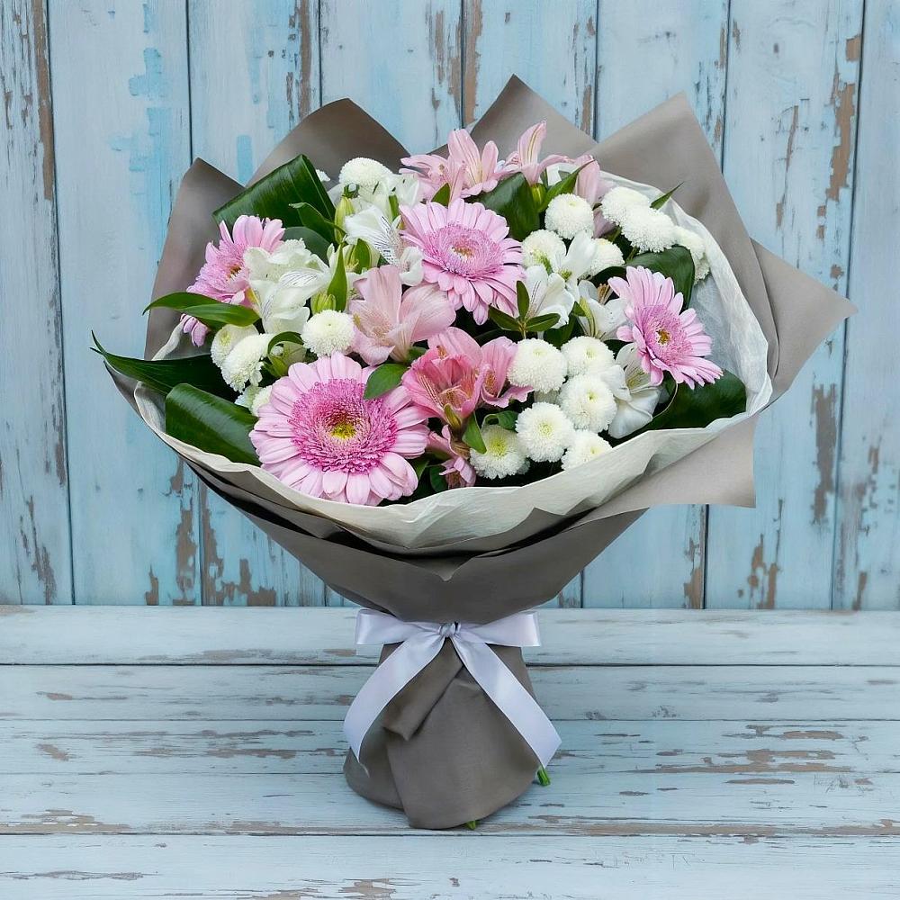 Букет цветов из: Герберы, Альстромерии и Хризантемы в Северобайкальске