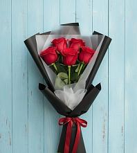 Букет цветов из:  Розы в Северобайкальске