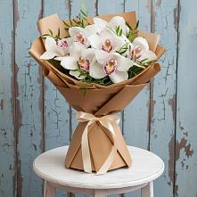 Букет цветов из:  Орхидеи и Розы в Северобайкальске