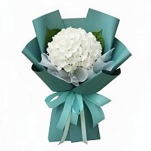 Букет цветов из:  Гортензия в Северобайкальске